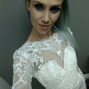 Meet your Posher, Holly